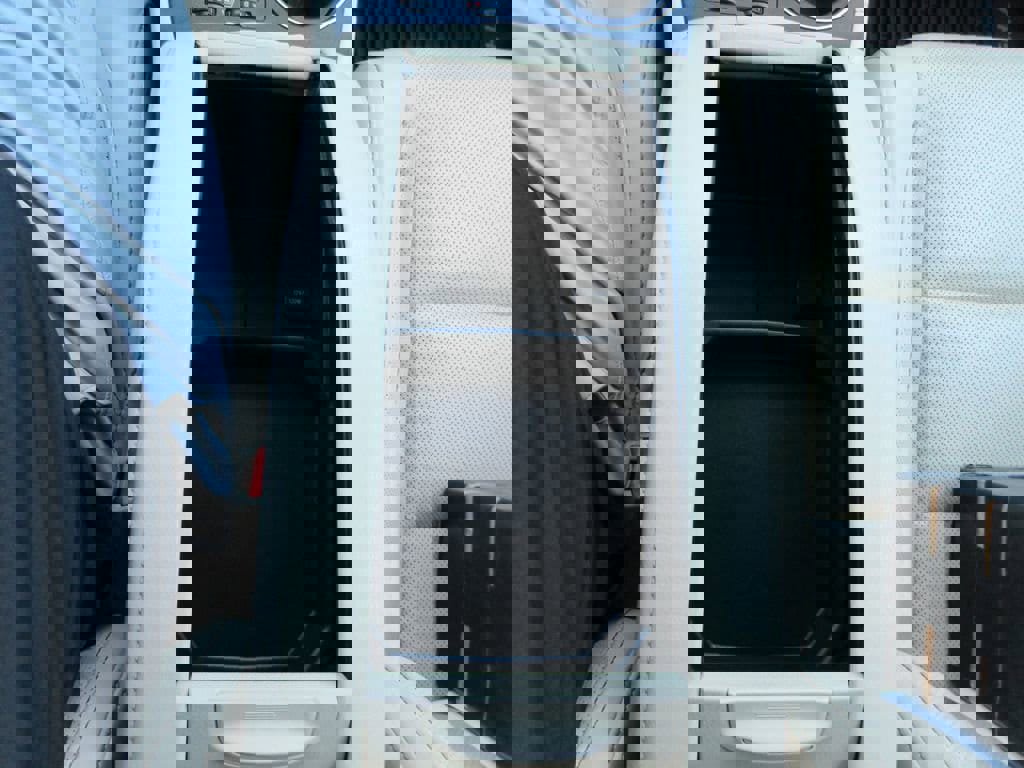 Used 2017 Toyota Highlander Limited image 6