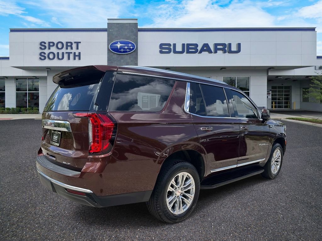 Used 2022 GMC Yukon SLT w/ SLT Premium Package RWD image 3