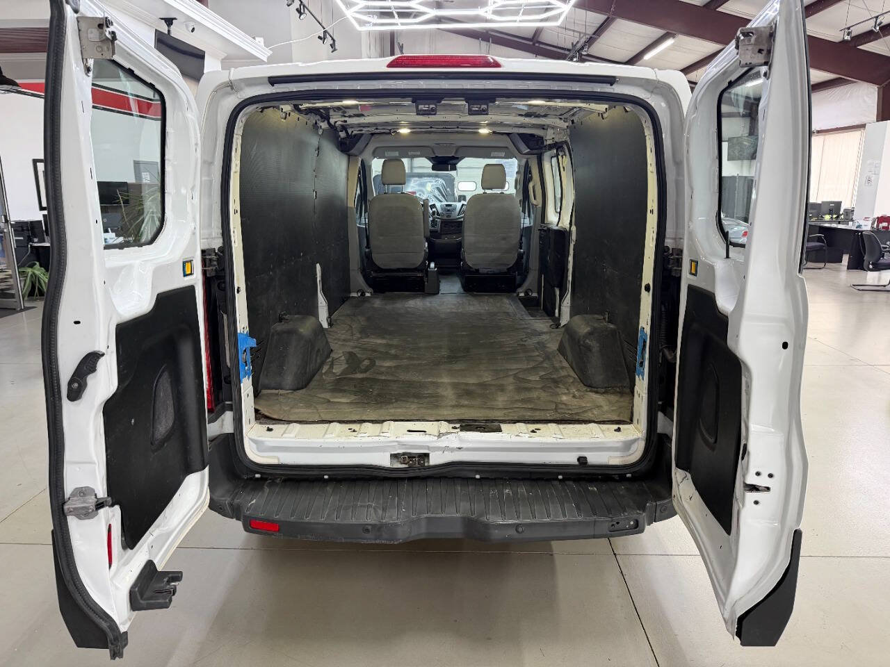 Used 2016 Ford Transit 350 148 Low Roof RWD image 9