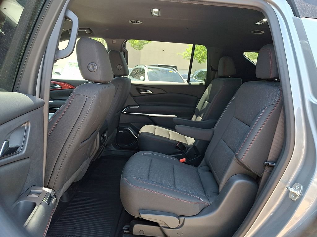 Used 2024 Chevrolet Traverse Z71 w/ Enhanced Driving Package AWD/4WD image 10