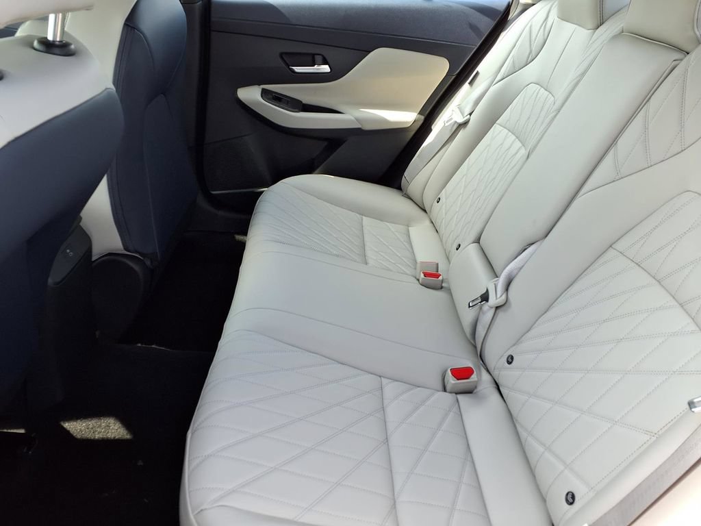 New 2026 Nissan Sentra SL w/ Floor Mat Package FWD image 10