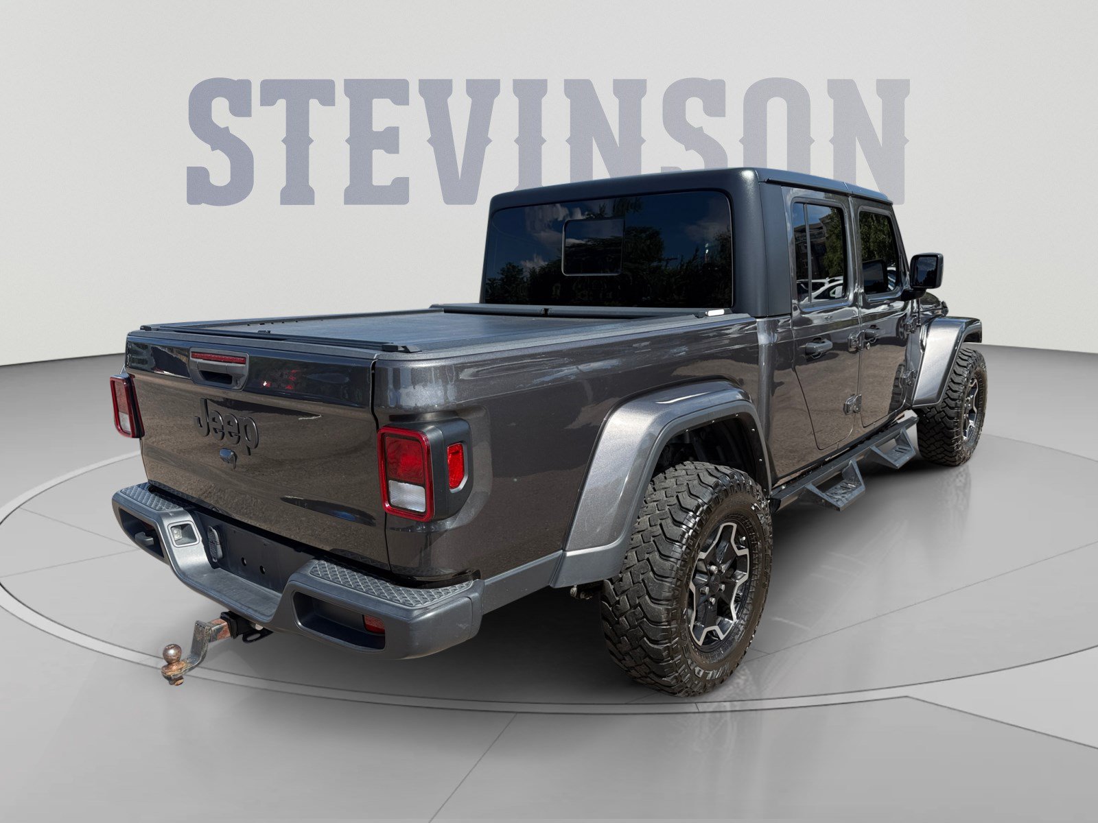 Used 2022 Jeep Gladiator Sport AWD/4WD image 5