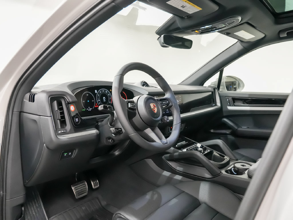 New 2026 Porsche Cayenne S AWD/4WD image 4