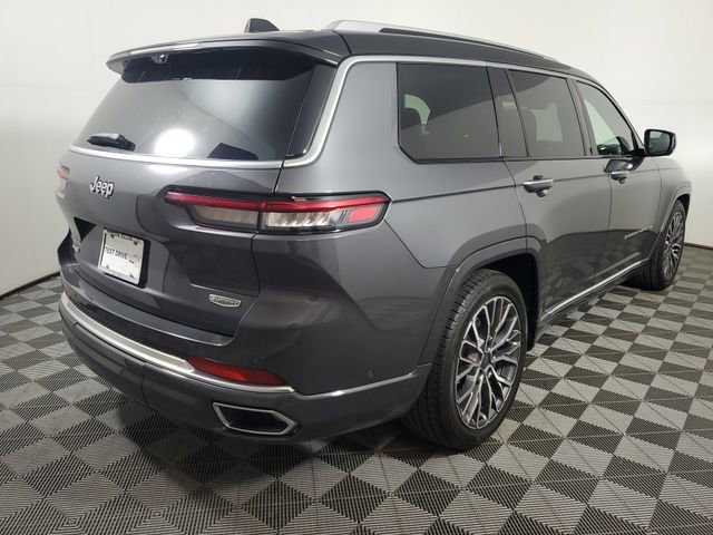 Used 2023 Jeep Grand Cherokee L Summit AWD/4WD image 6