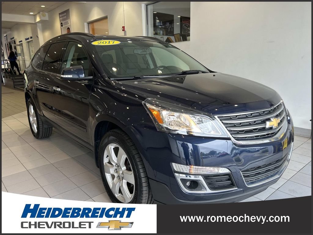 Used 2017 Chevrolet Traverse LT w/ Style and Technology Package FWD video 1