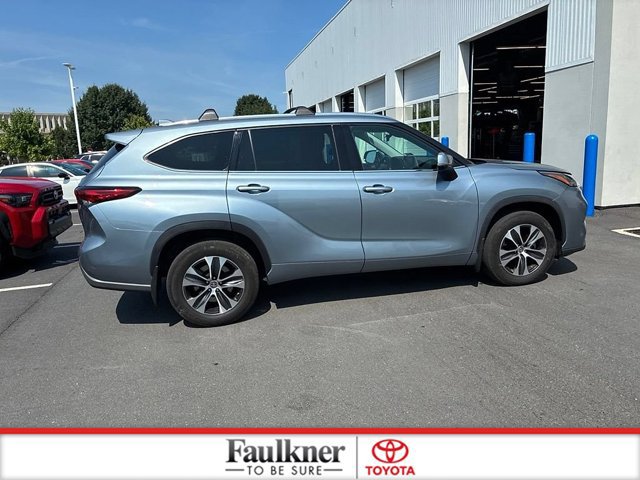 Certified 2020 Toyota Highlander XLE AWD/4WD image 7