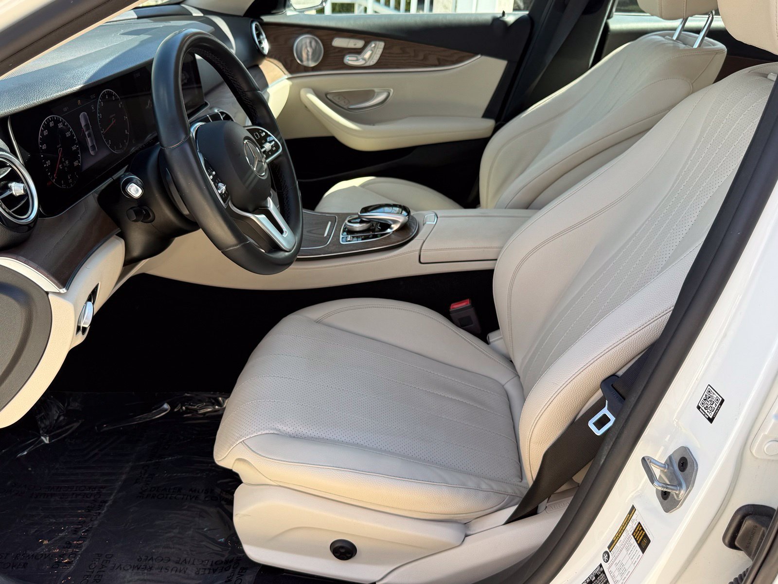 Used 2020 Mercedes-Benz E 350 Sedan image 25