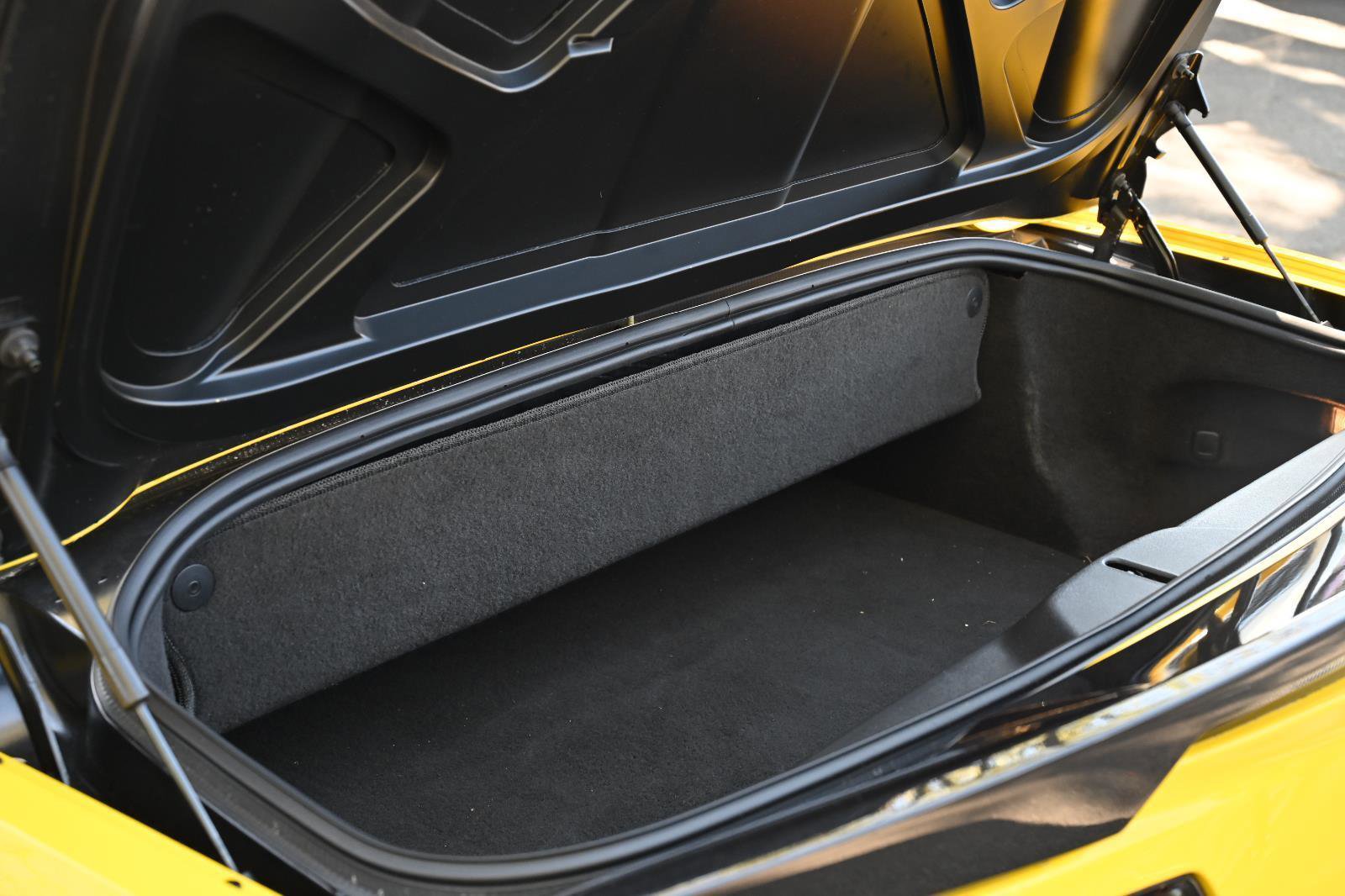 Used 2014 Chevrolet Corvette Stingray Convertible w/ 2LT Preferred Equipment Group image 36