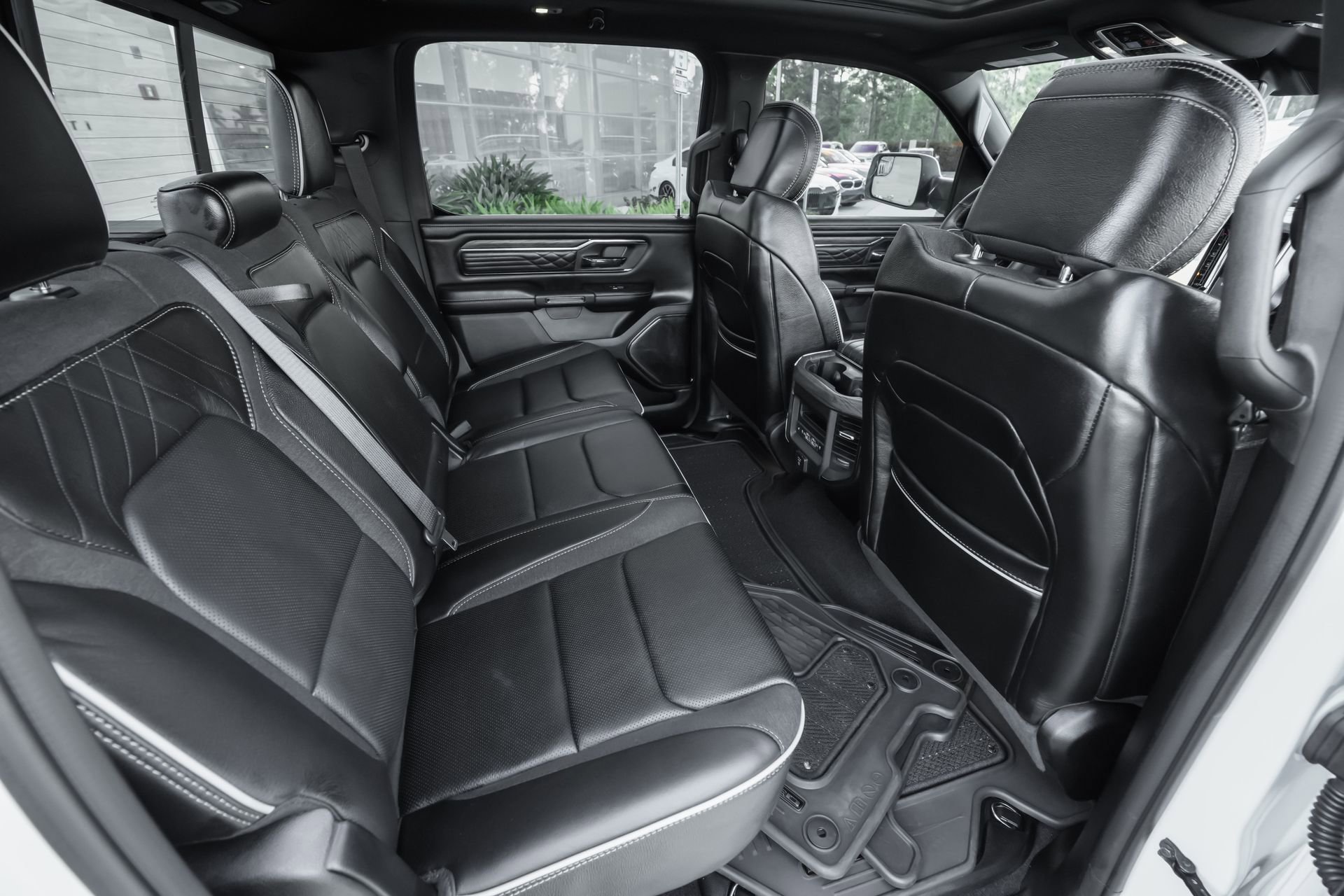 Used 2025 RAM 1500 Limited AWD/4WD image 38