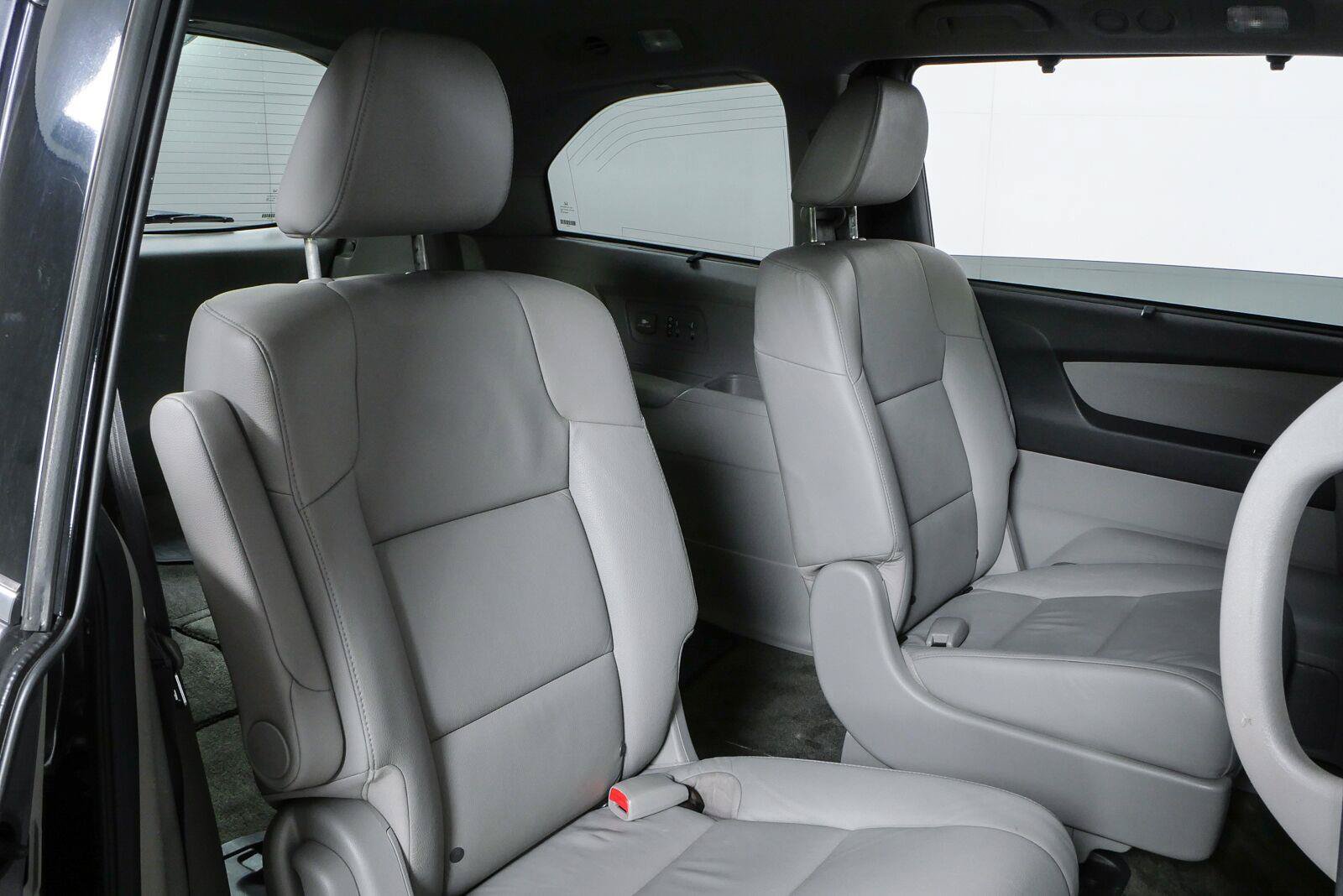 Used 2016 Honda Odyssey Touring image 21