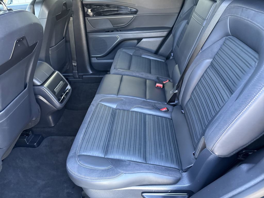Used 2024 Lincoln Nautilus Reserve w/ Jet Appearance Package (87T) image 20