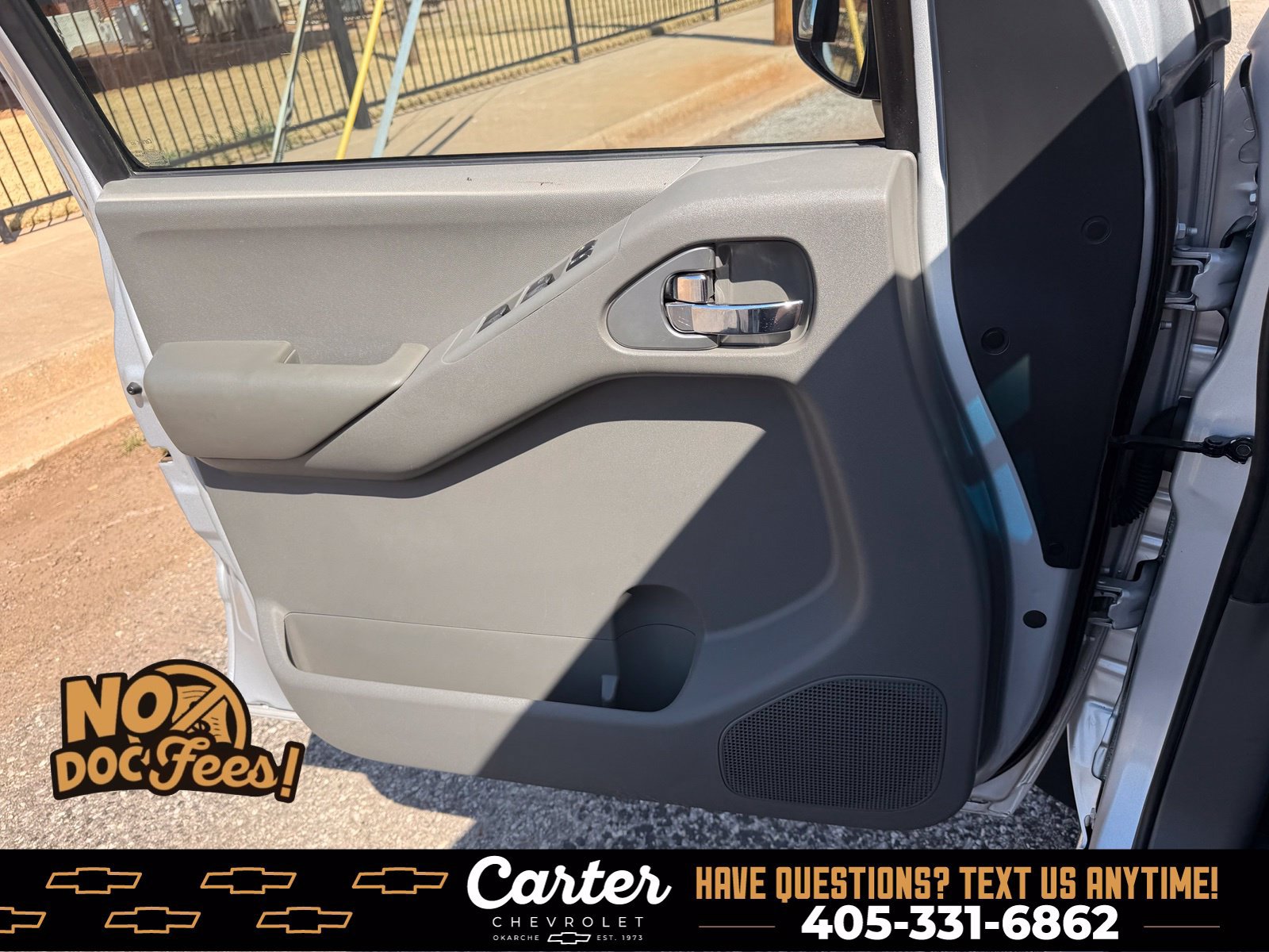 Used 2012 Nissan Frontier SV AWD/4WD image 11