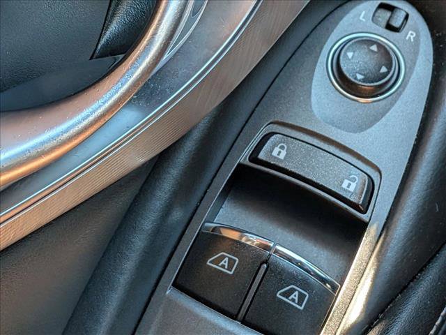 Used 2020 INFINITI Q60 3.0t Luxe w/ Cargo Package AWD/4WD image 13