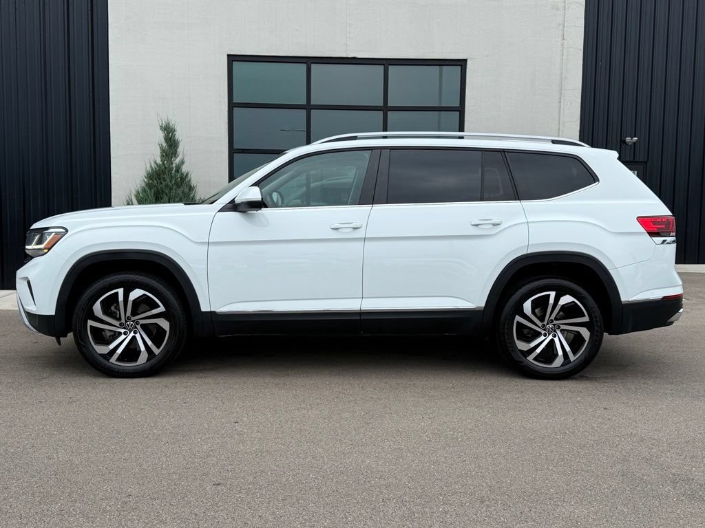 Used 2022 Volkswagen Atlas SEL AWD/4WD image 3