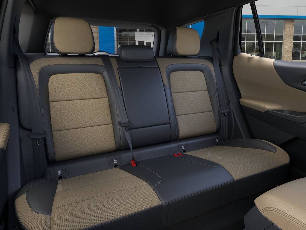 New 2026 Chevrolet Equinox ACTIV w/ Convenience Package III AWD/4WD image 17