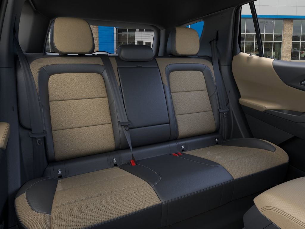 New 2026 Chevrolet Equinox ACTIV w/ Convenience Package III AWD/4WD image 17