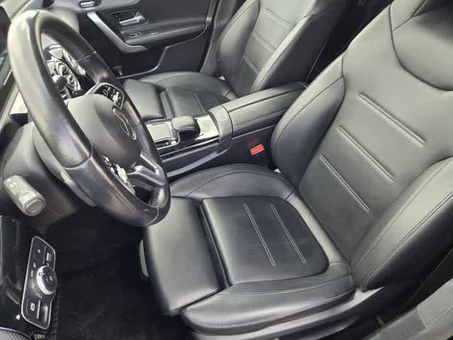 Used 2020 Mercedes-Benz CLA 250 image 11