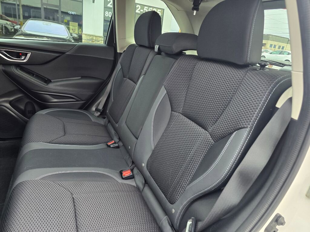 Used 2021 Subaru Forester Premium image 21