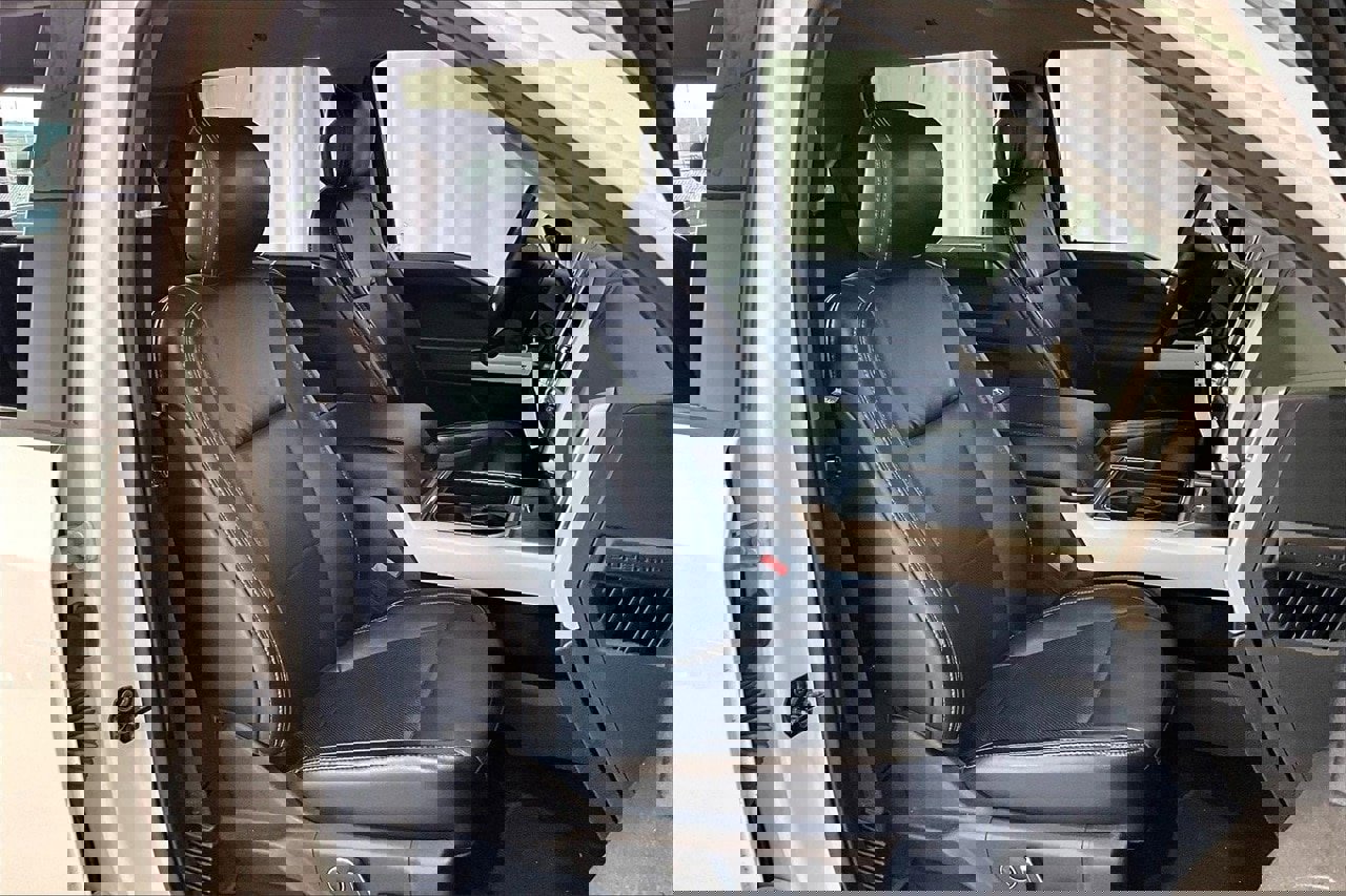 Used 2019 Ford F250 Lariat image 16