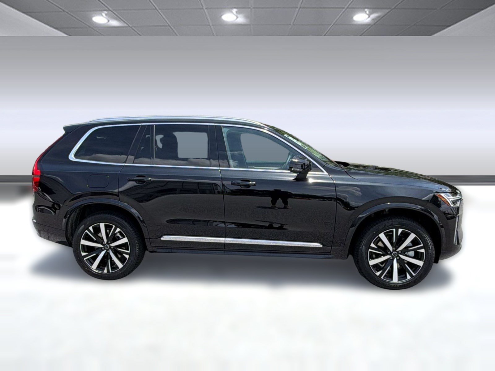 New 2026 Volvo XC90 B5 Core w/ Protection Package AWD/4WD image 8