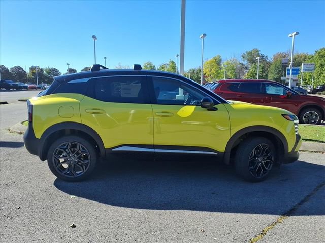 New 2026 Nissan Kicks SR image 2