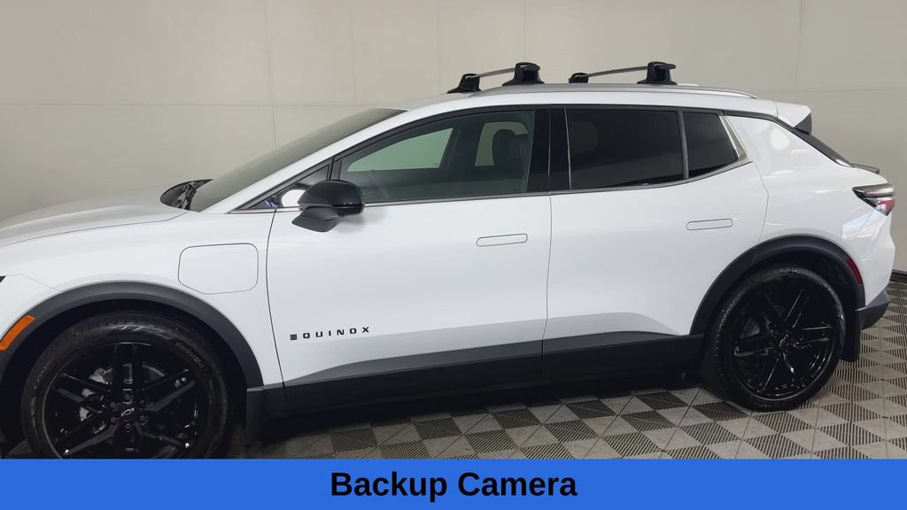 Used 2026 Chevrolet Equinox EV LT w/ LPO, Blackout Package FWD image 8