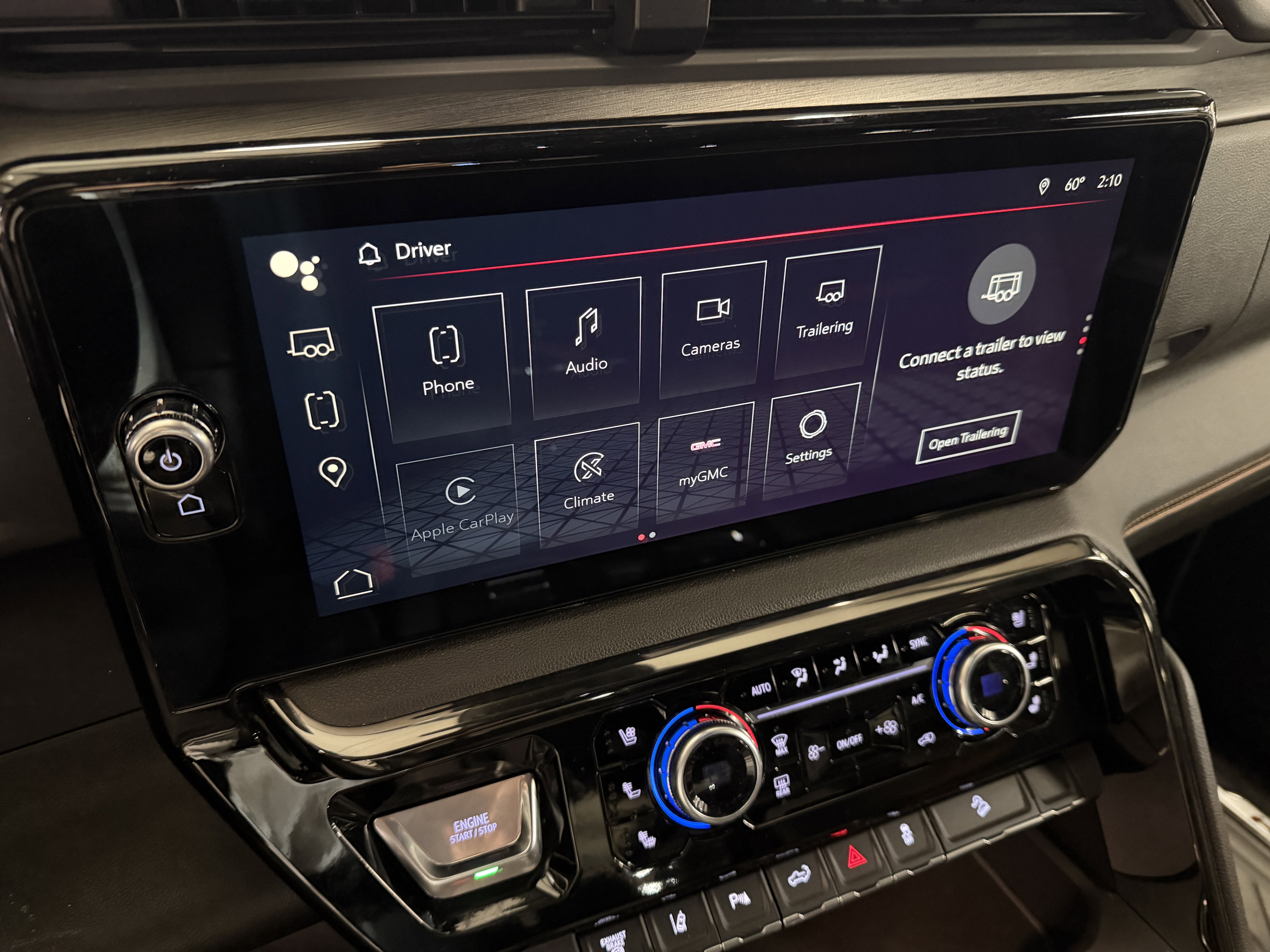 Used 2024 GMC Sierra 2500 AT4 w/ AT4 Preferred Package image 9