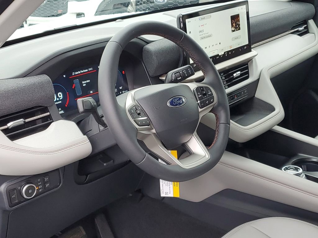 New 2026 Ford Explorer Active image 11