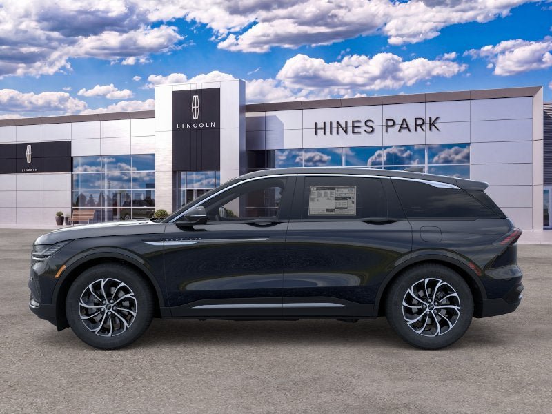 New 2026 Lincoln Nautilus Premier AWD/4WD image 3