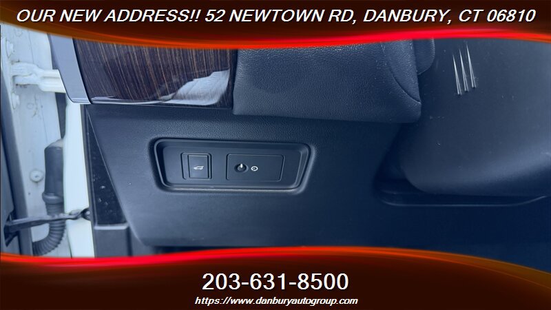 Used 2018 Land Rover Range Rover Sport HSE AWD/4WD image 18