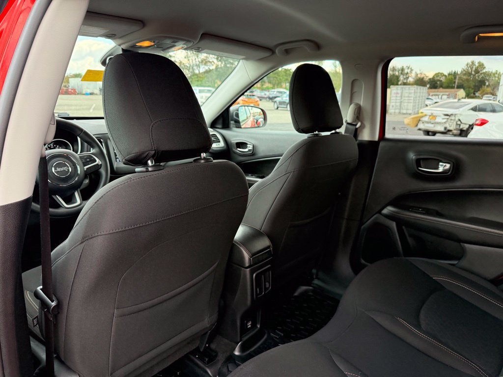 Used 2020 Jeep Compass Sport FWD image 11
