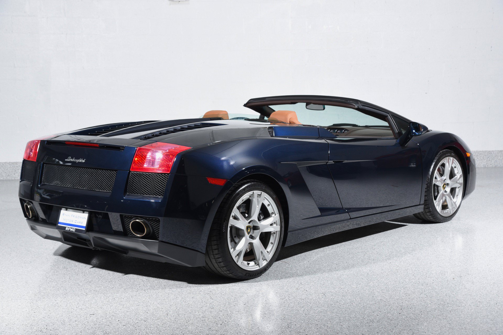 Used 2008 Lamborghini Gallardo Spyder AWD/4WD image 3