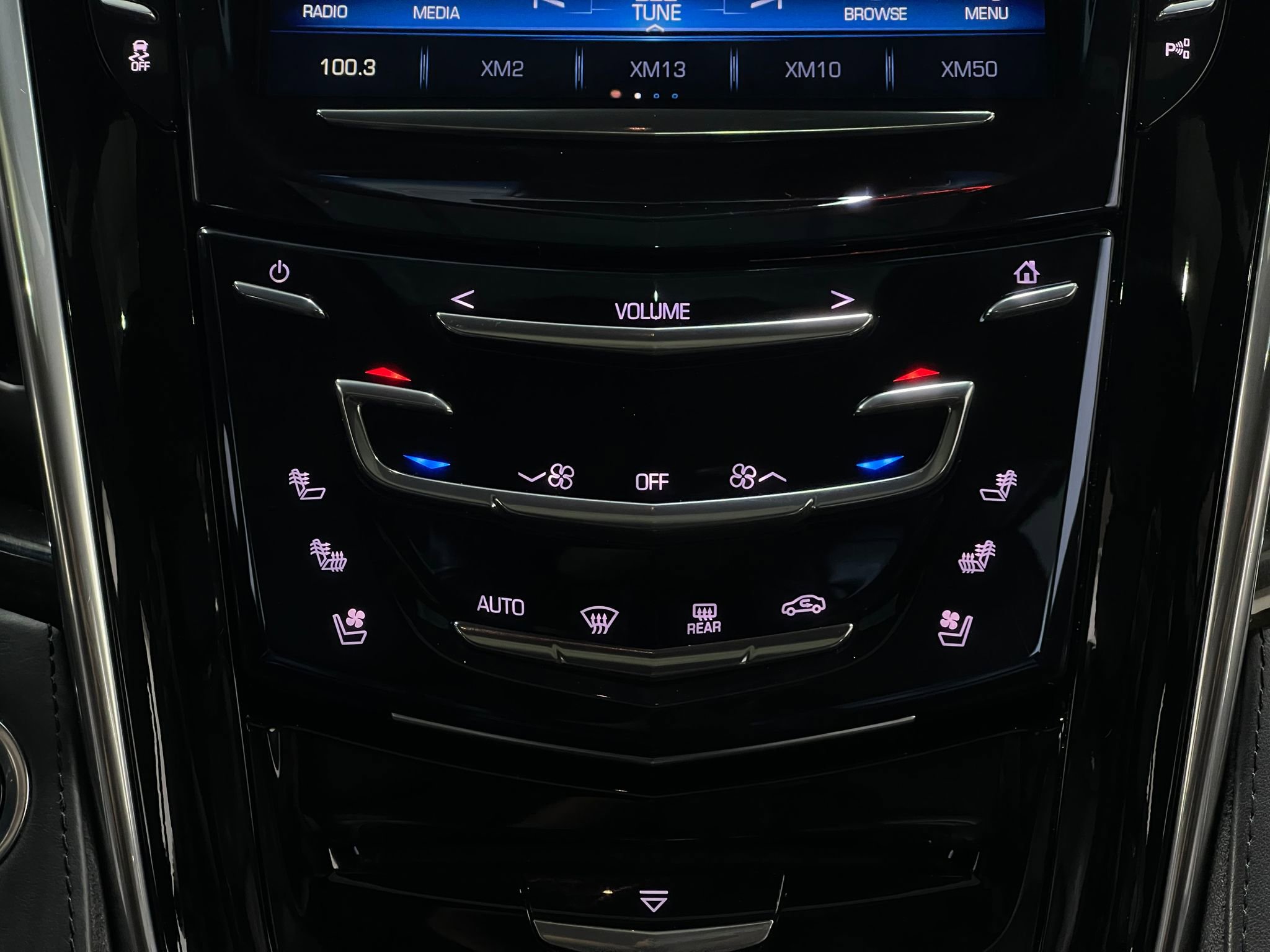 Used 2017 Cadillac Escalade ESV Platinum image 25