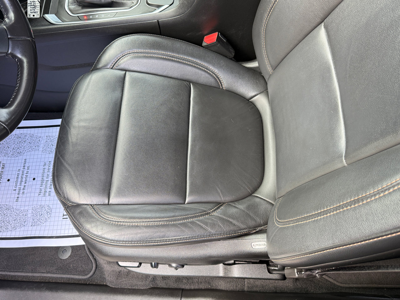 Used 2019 Chevrolet Traverse LT image 14