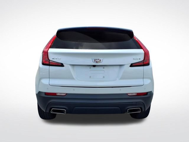 Certified 2023 Cadillac XT4 Luxury w/ Cold Weather Package FWD image 4