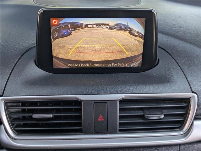 Used 2018 MAZDA MAZDA3 Touring FWD image 13