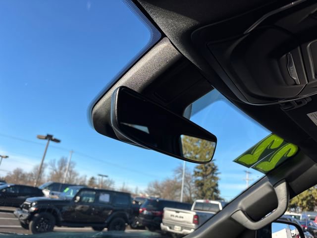 Used 2022 Jeep Wagoneer Series III w/ Flexible Seating Group image 28