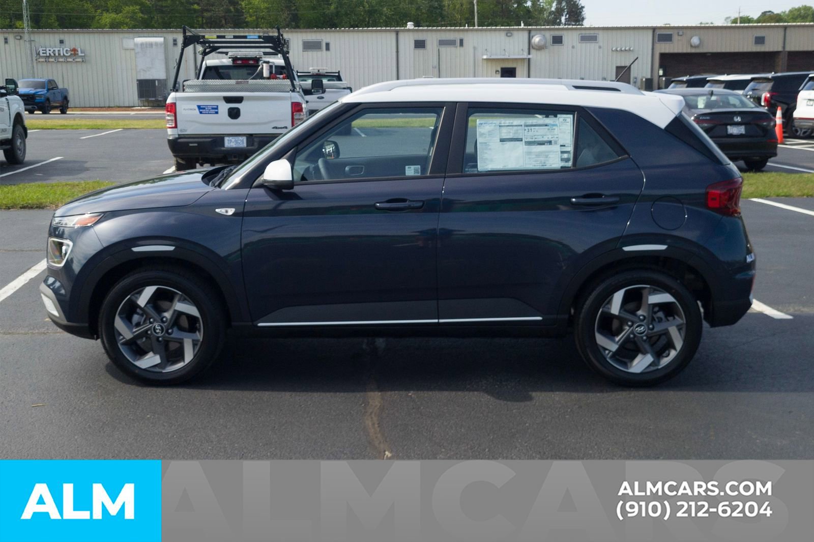 Certified 2025 Hyundai Venue Limited image 10