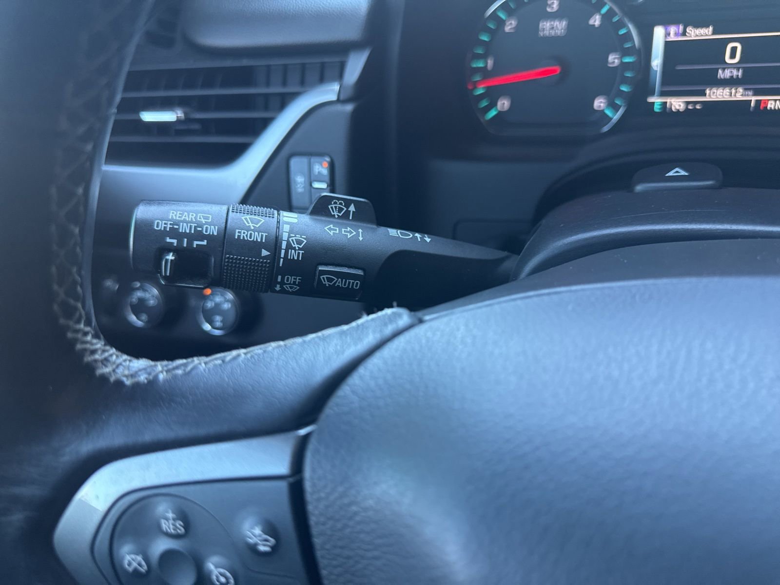 Used 2016 Chevrolet Tahoe LT AWD/4WD image 38