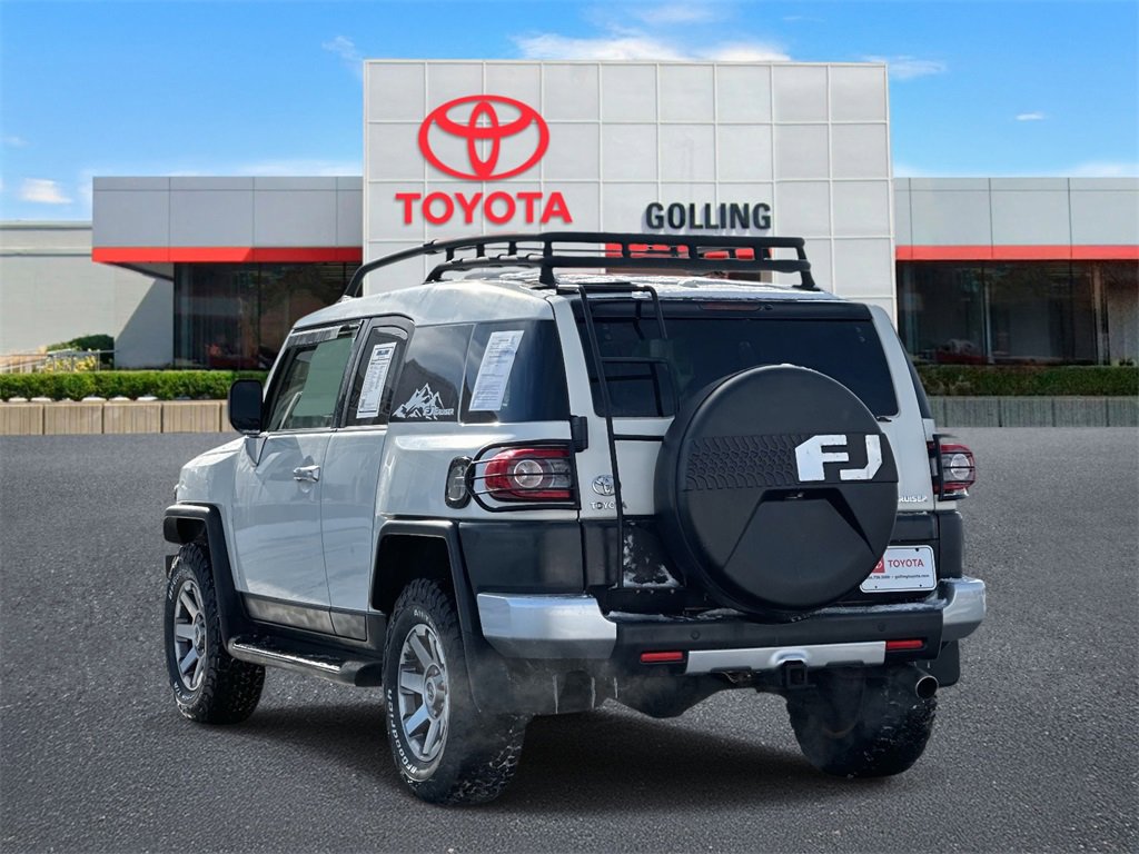 Used 2014 Toyota FJ Cruiser 4WD w/ Upgrade Package image 4