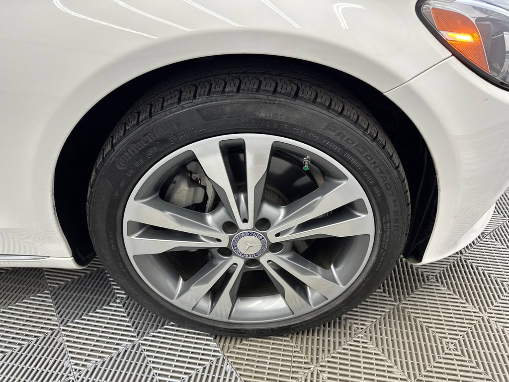Used 2016 Mercedes-Benz C 300 4MATIC Sedan image 13