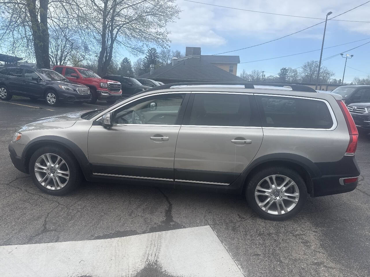 Used 2016 Volvo XC70 T5 Platinum w/ Protection Package AWD/4WD image 11