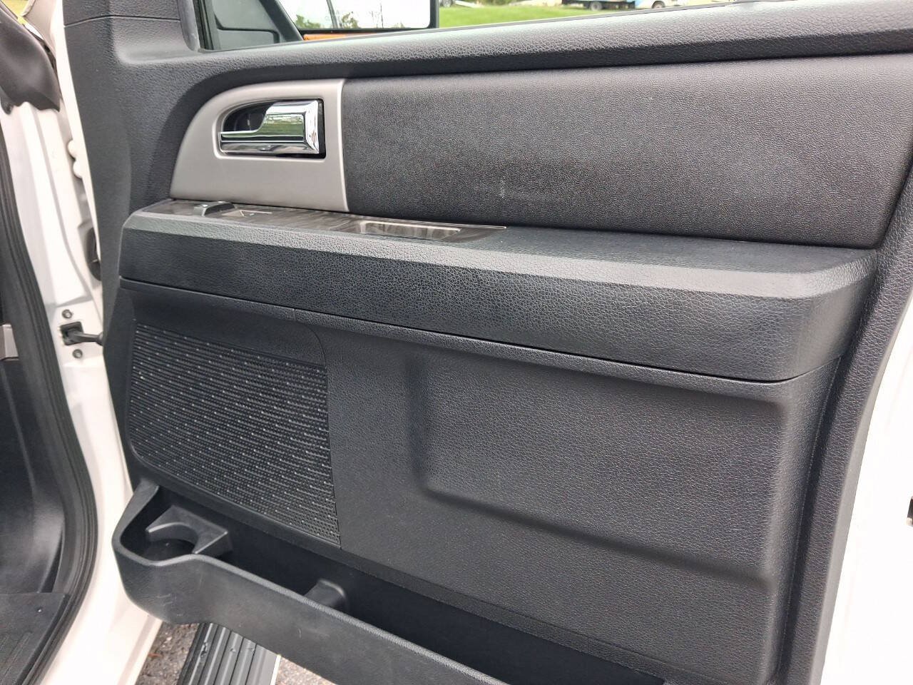 Used 2017 Ford Expedition Max Limited AWD/4WD image 28