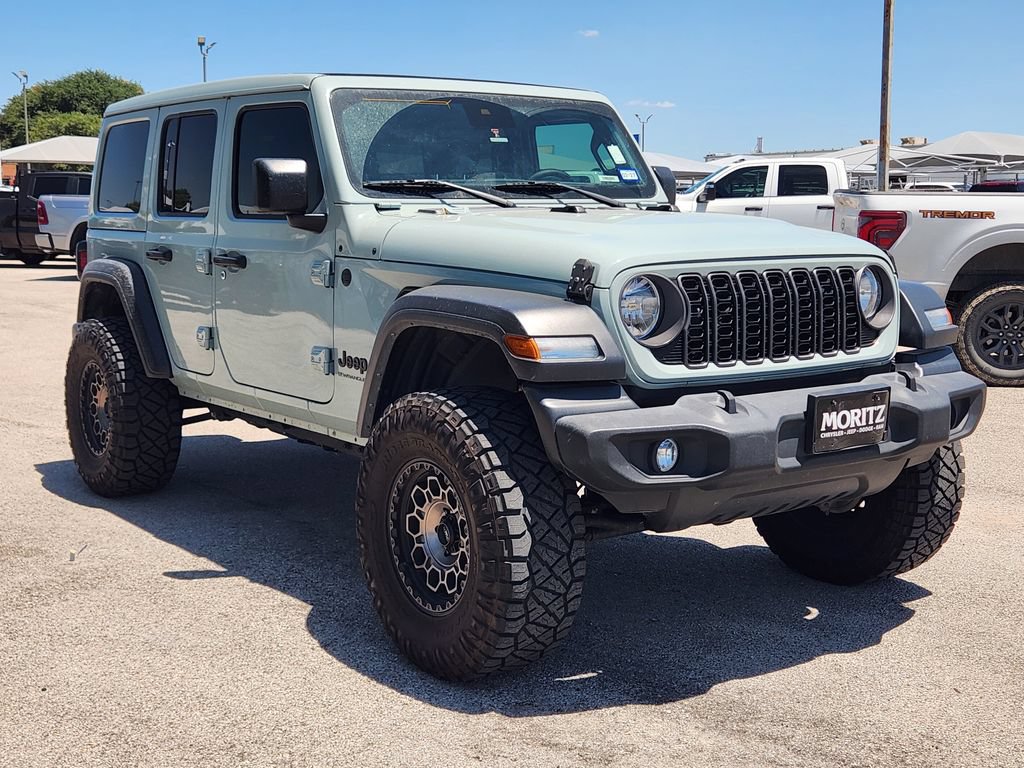 Used 2024 Jeep Wrangler Unlimited Sport AWD/4WD image 3