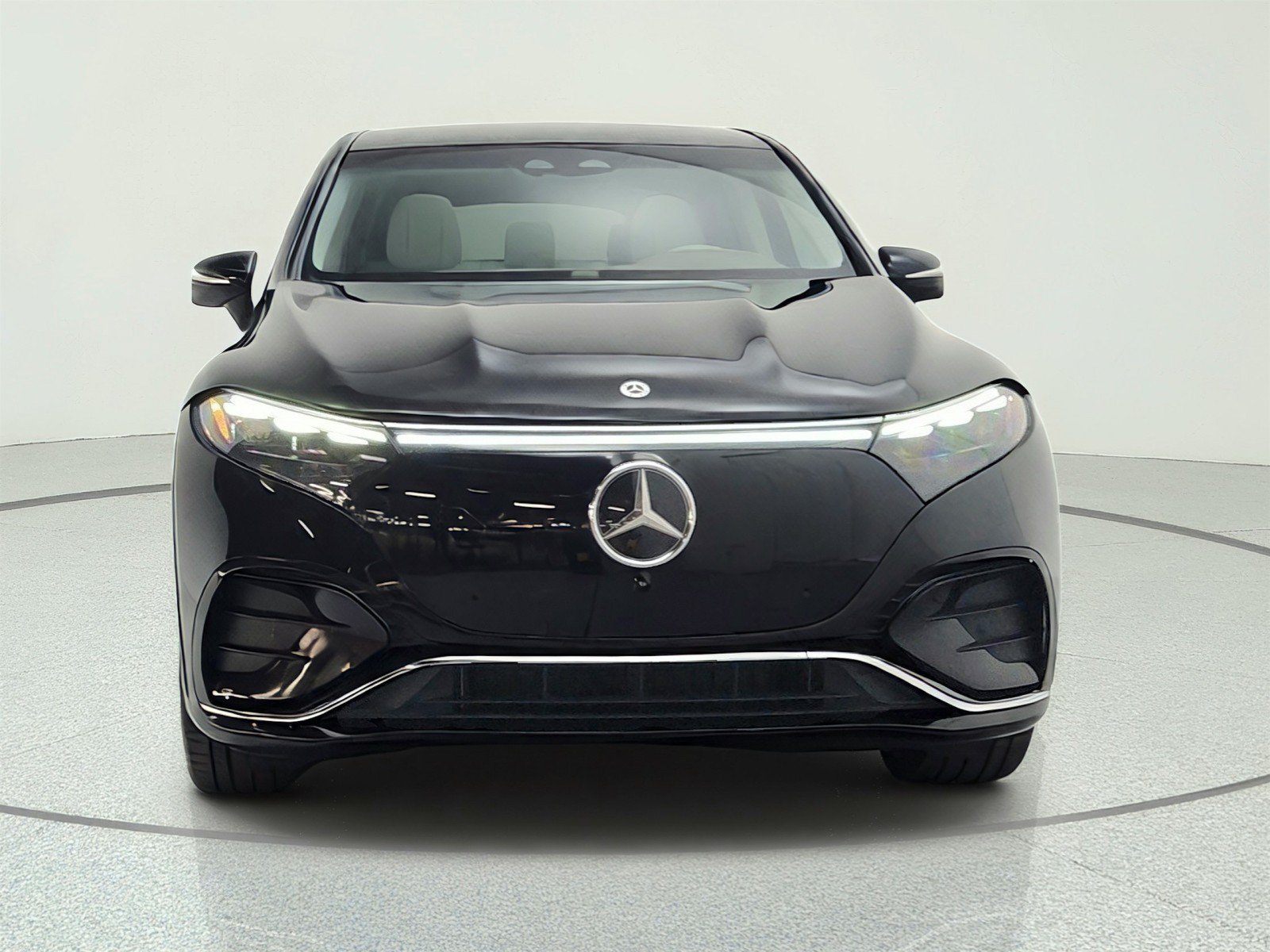 Used 2023 Mercedes-Benz EQS 580 4MATIC SUV image 2
