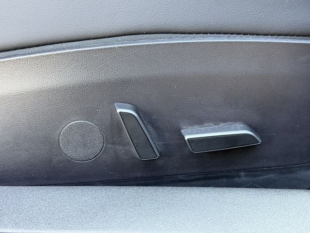 Used 2022 Tesla Model 3 Performance AWD/4WD image 25