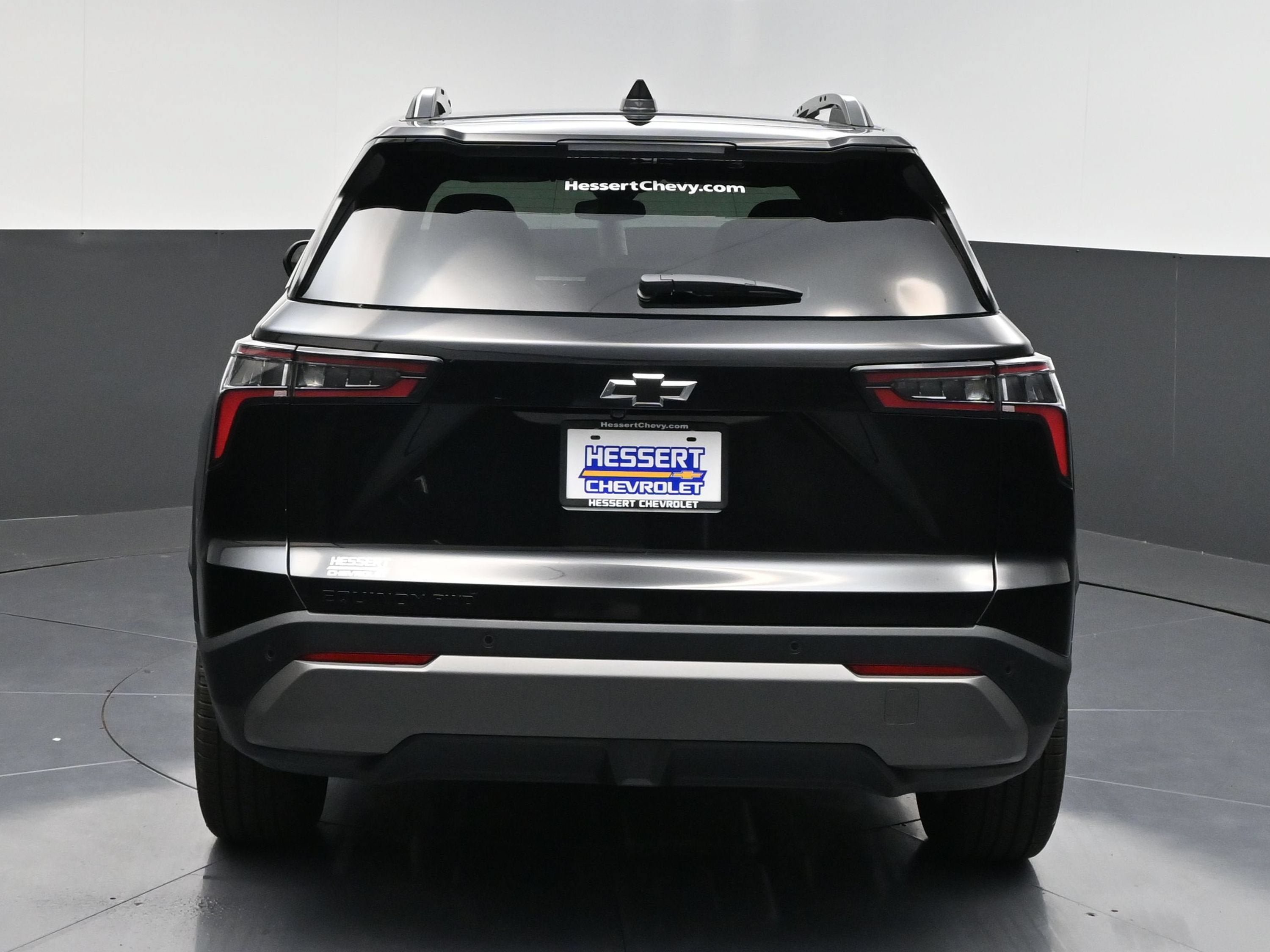 New 2027 Chevrolet Equinox LT w/ Convenience Package II AWD/4WD image 7