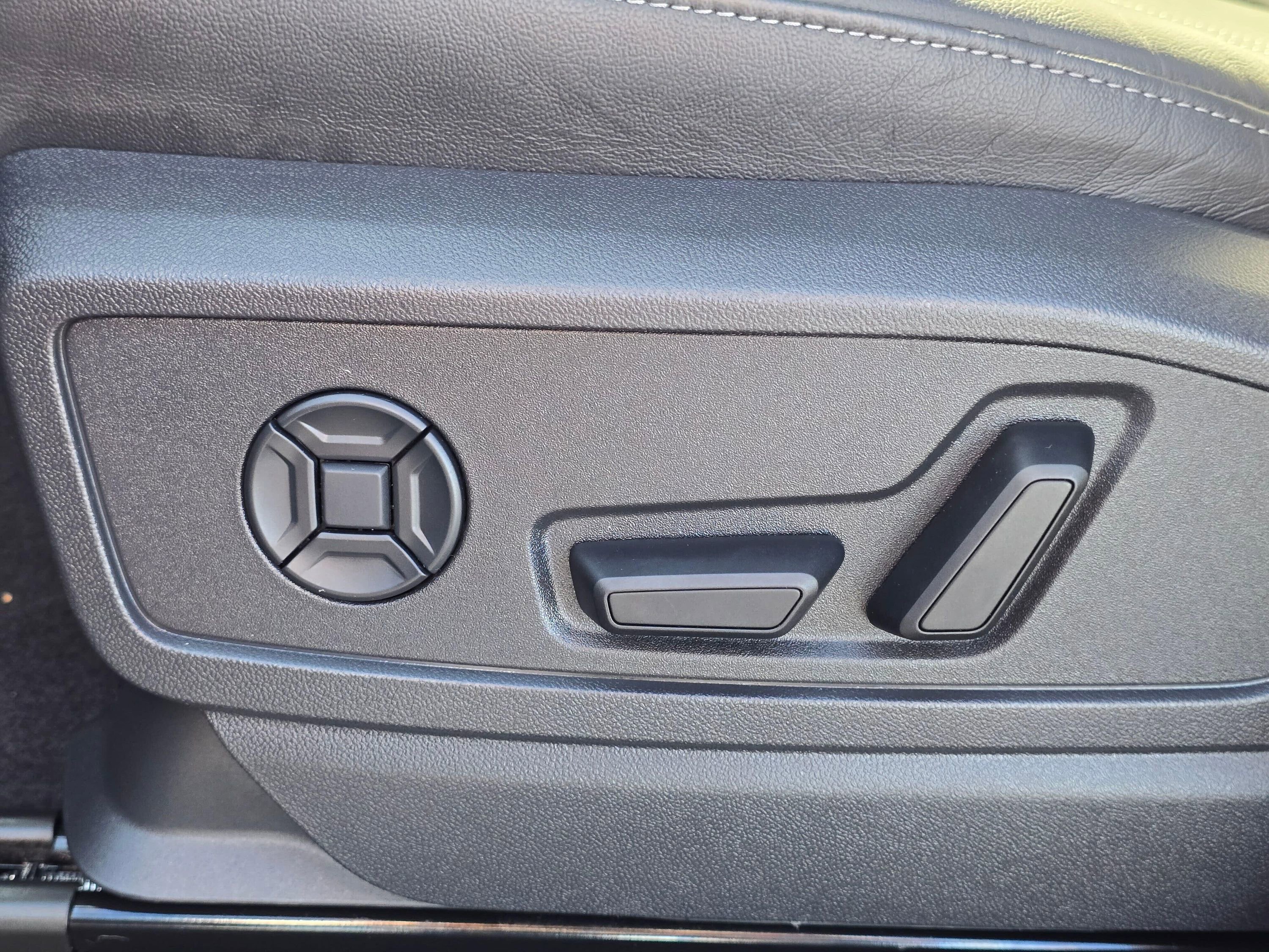 Certified 2025 Audi Q5 Premium w/ Premium Plus AWD/4WD image 37