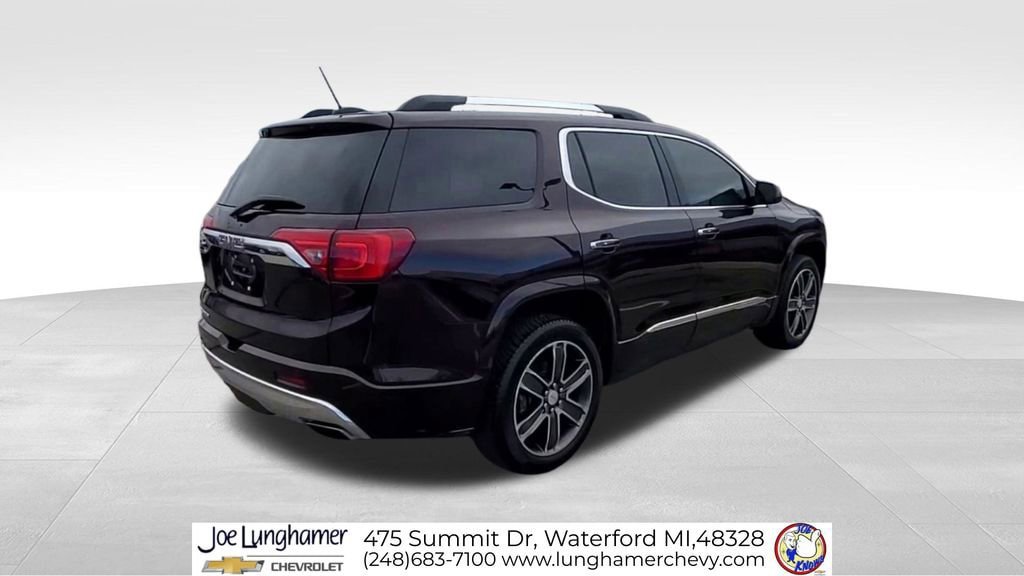 Used 2018 GMC Acadia Denali w/ Technology Package FWD image 9