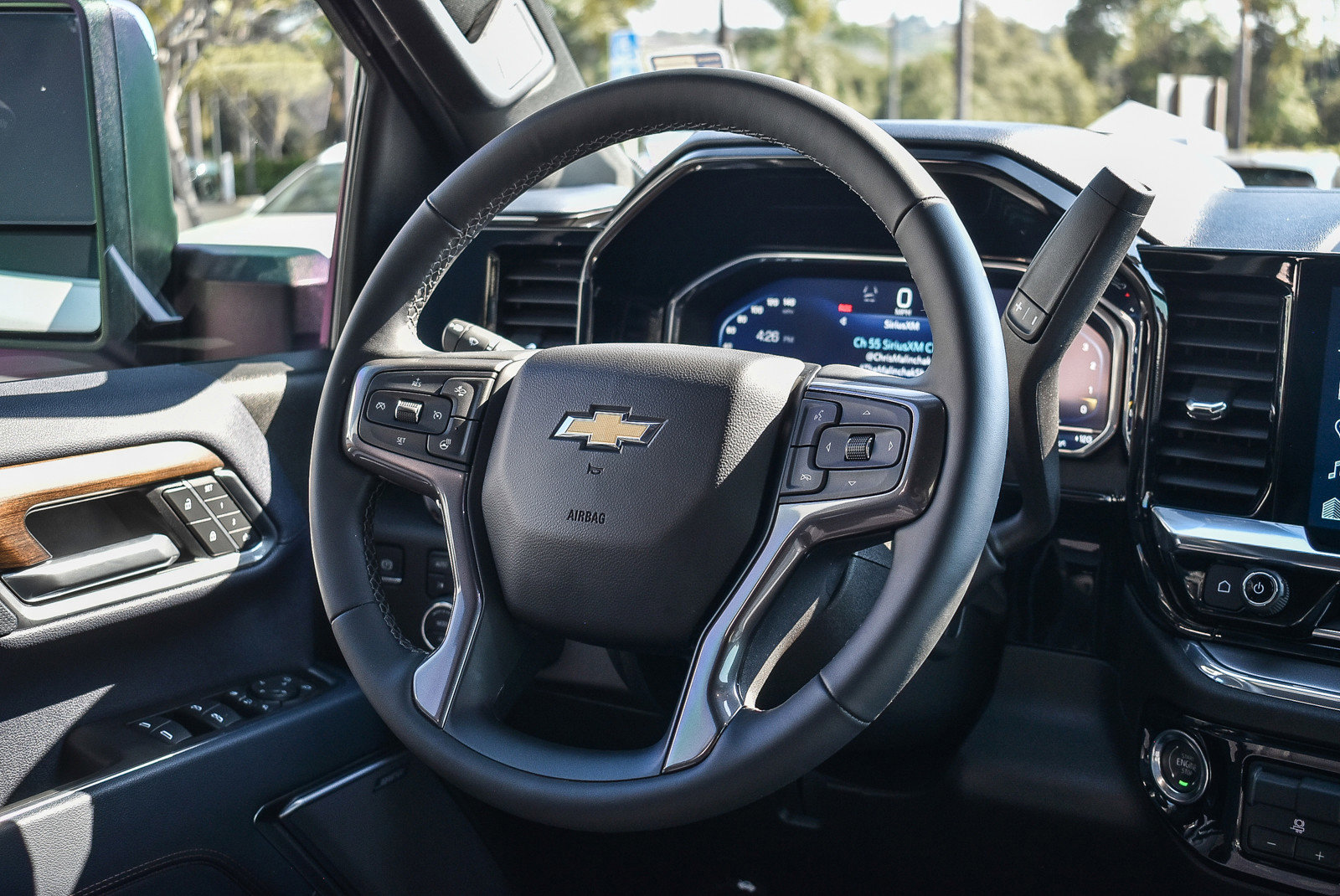 Used 2025 Chevrolet Silverado 2500 High Country w/ High Country Premium Package image 13